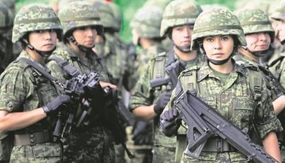 Servicio militar será obligatorio para mujeres en Dinamarca desde 2027