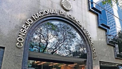 Tribunal confirma absolución del exdirector del Conacyt y 11 científicos por peculado y delincuencia organizada