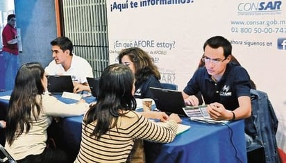 Trabajadores del sector público presentan primer amparo contra Fondo de Pensiones para el Bienestar