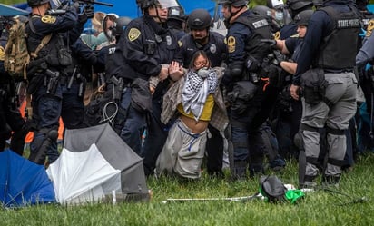 Detienen a decenas de manifestantes propalestinos en Universidad de Virginia