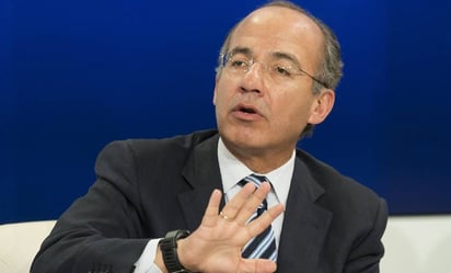 Felipe Calderón dice que apagones son consecuencia de la ignorancia, corrupción e ineptitud