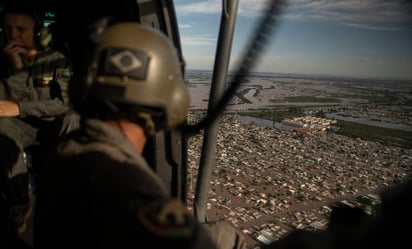 Inundaciones en Brasil: Operación de guerra para rescatar a las víctimas en el sur del país