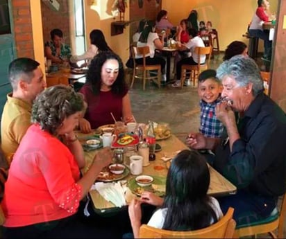 Preparativos en Marcha: Restauranteros listos para recibir a miles de clientes en el Día de las Madres