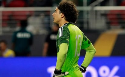 “Que se lo frieg...”: Álvaro Morales hace fuerte declaración sobre 'Memo' Ochoa tras el 7-0 frente a Chile