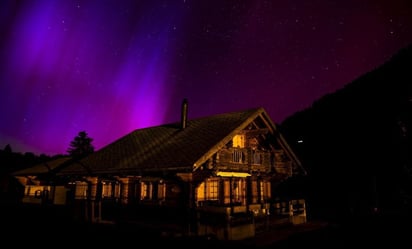 Así se vive la segunda noche de auroras boreales en el mundo