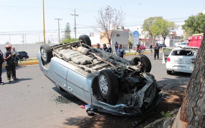 Autoridades analizan estrategias ante alza de accidentes viales