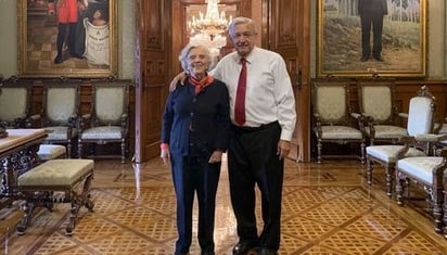 AMLO: Elena Poniatowska, Taibo y moneros se salvaron de la 'cooptadera' de Salinas de Gortari