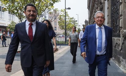 AMLO se reúne con Martí Batres en Palacio del Ayuntamiento