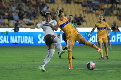 Tigres Femenil avanza a semis y sueña con el bicampeonato