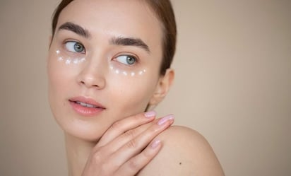 Vitaminas que ayudan a rejuvenecer el contorno de ojos