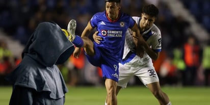 A horas del Rayados vs Cruz Azul, el crack albiazul que Pumas intentaría robarse