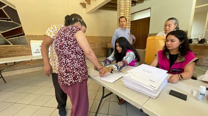 Sigue el voto anticipado