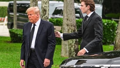 Trump descansa del juicio penal y asistirá a la graduación de su hijo