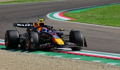 Checo Pérez tendrá que remontar varias posiciones en el GP de Emilia Romaña