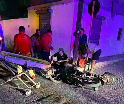 Motociclista termina lesionado tras ser embestido por un auto en Monclova