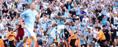 Manchester City se coronó campeón de la Premier y consiguió un logro inédito en más de 130 años del fútbol inglés