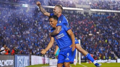 Mucho drama, Cruz Azul avanza a la final