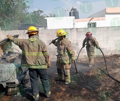 Incendio de camioneta en la Santa Bárbara moviliza a bomberos