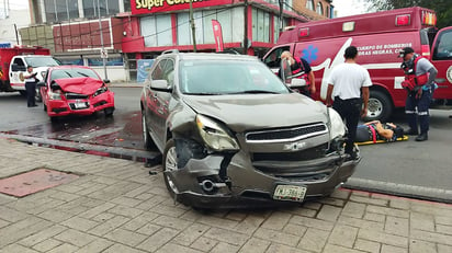 Accidente vial deja daños y lesionados en Piedras Negras