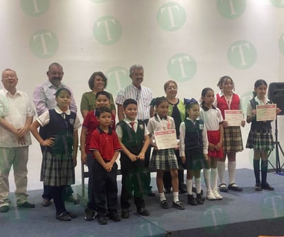 Estudiantes de primaria expresan sus emociones en pintura