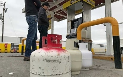 Precio del gas baja por tercera semana al hilo