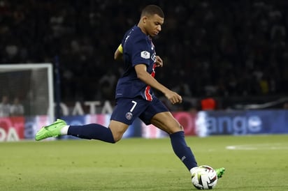 Eligen a Mbappé como mejor jugador del año, y Bellingham, mejor futbolista de la liga española