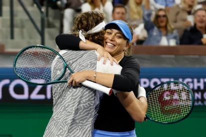 Disputarán Tsitsipas y Badosa el doble mixto en Roland Garros