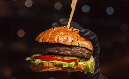 ¿Cuánto te puede engordar una hamburguesa? Estas calorías te aporta cada una