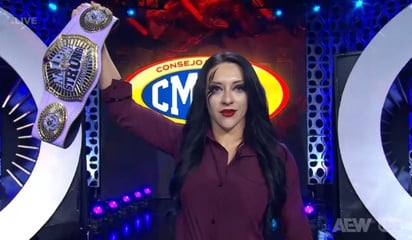 Stephanie Vaquer llegó a AEW y ya tiene la mira en una rival de clase mundial