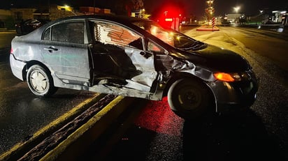 Conductor da vuelta en 'U' y provoca accidente