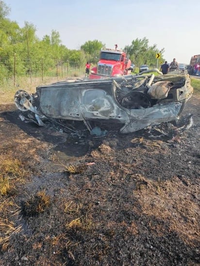 Fatal accidente en Carrizo Springs: 7 muertos y 2 lesionados