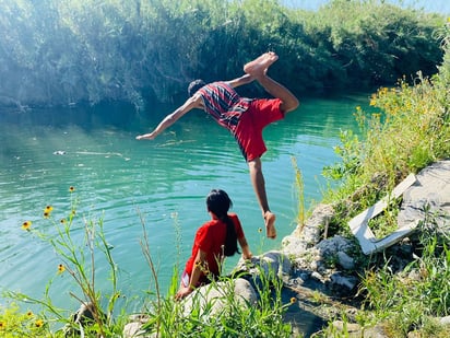 El Charco Azul: Un oasis en crisis por la contaminación