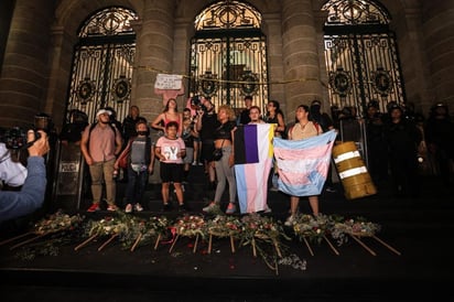 VIDEO: Protesta de la comunidad trans en CDMX por transfeminicidios