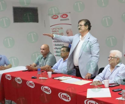 Humberto Prado tomó protesta como presidente de CMIC 