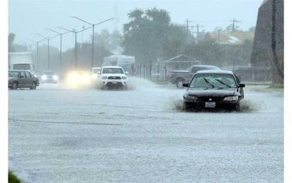 Afectan lluvias de 'Alberto' a Monterrey 