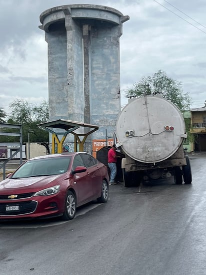 Vehículos impiden la recolección de basura