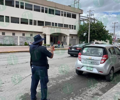 Tránsitos se mantienen aplicando multas en primer cuadro de la ciudad