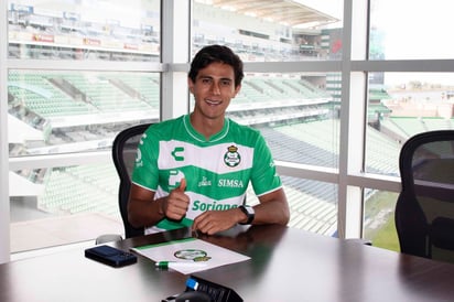 José Juan Macías llega a Santos Laguna para el Apertura 2024