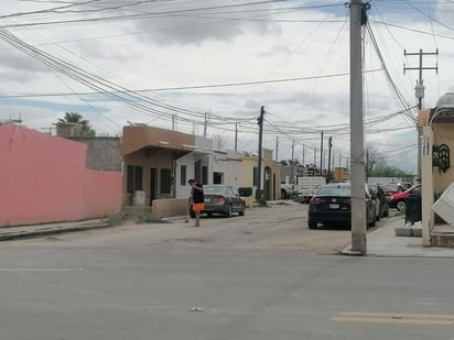 Al salir el sol, resaltan baches en ciudad y renace el campo