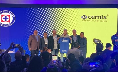 Cruz Azul presenta a Cemix, como su nuevo patrocinador