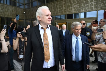 VIDEO: Julian Assange, fundador de WikLeaks, llega a Australia tras recobrar su libertad