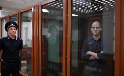 Comienza en Rusia el juicio por espionaje al periodista estadounidense Evan Gershkovich