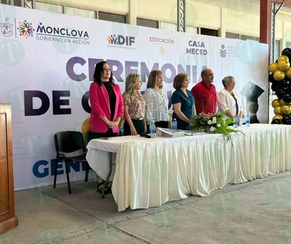 112 logran graduarse de primaria y secundaria en Casa Meced Monclova