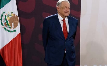 SNTE reconoce a AMLO por 'cumplir su palabra de mejorar educación y salarios del magisterio'