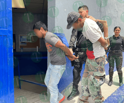 Arrestan a dos presuntos ladrones en la colonia 21 de marzo