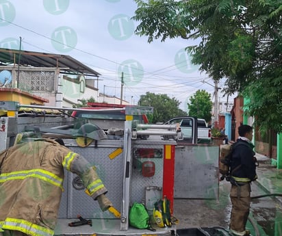 Incendio en la colonia Praderas moviliza a Bomberos y Policía