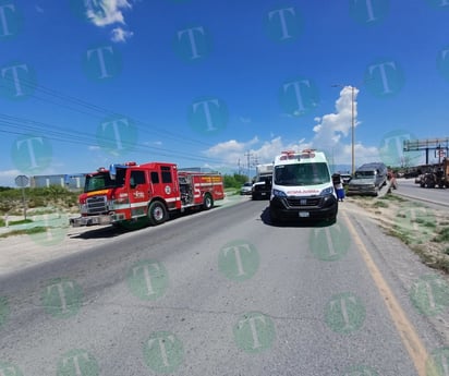 Camioneta vuelca en la carretera 30 sin víctimas graves