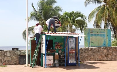 Habitantes de Chetumal esperan con calma al huracán Beryl