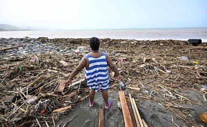 4 municipios del sur de Jamaica, devastados tras el paso del huracán Beryl 