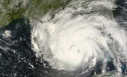 'Beryl' se asemeja al huracán Gilberto que tocó tierra en el 88: El 14 de septiembre de 1988 la fuerza de los vientos y el oleaje del huracán Gilbert, categoría 5, dejó destrucción